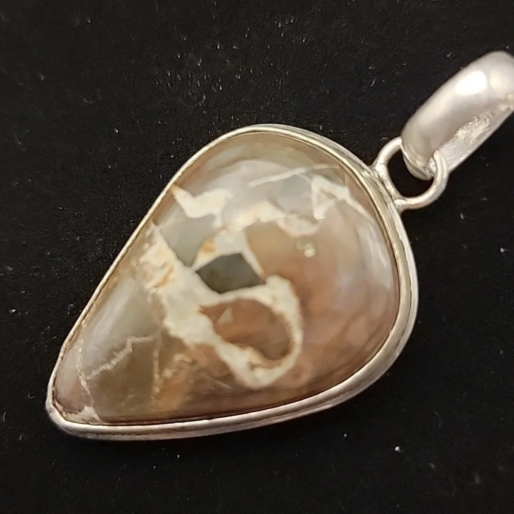 Lightning Stone Septerian 925 Silver Plated Gemstone Handmade Pendant 2